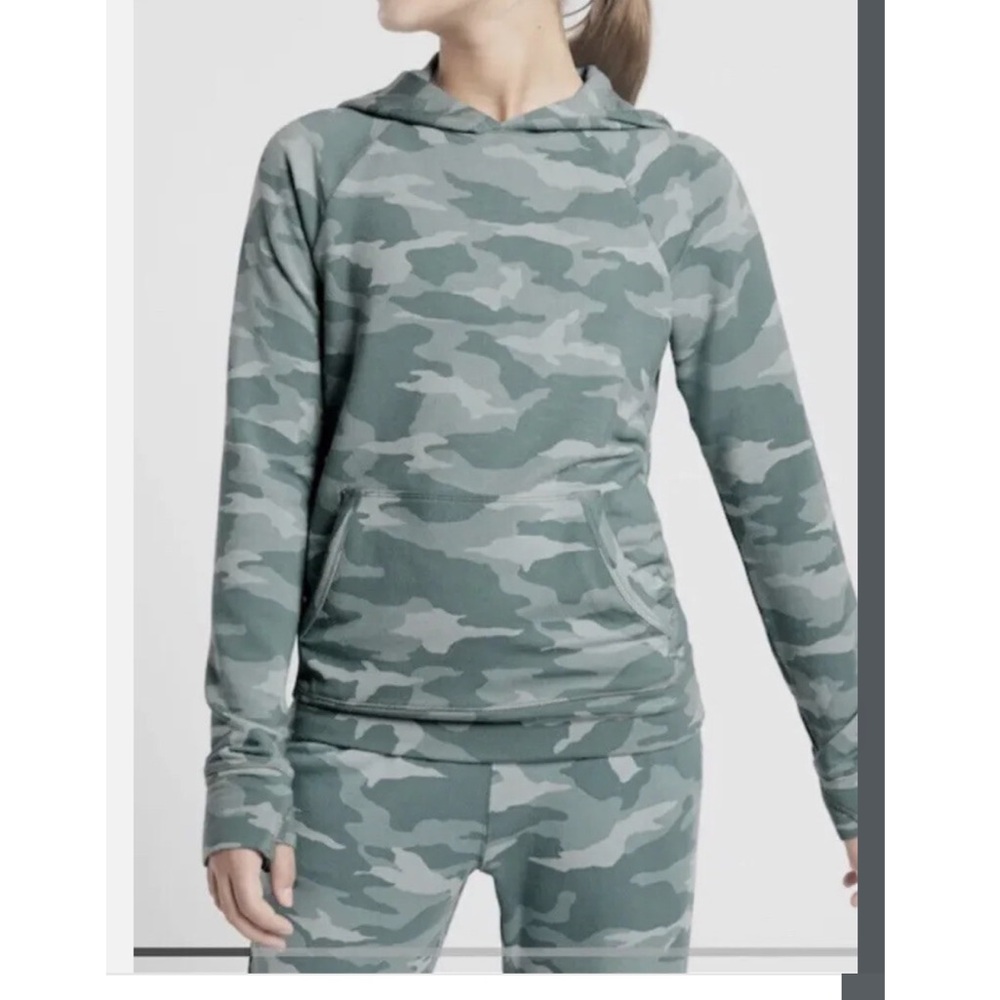 XXL (16) Athleta Girl Camouflage Hoodie